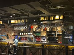 -麦凯伦烧烤·精酿超级工厂店(金桥总店)