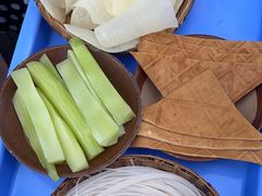 -扎起市井老火锅(乐山总店)
