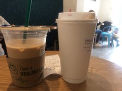 -WOW coffee