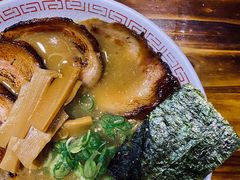 白龙面-老龙亭拉面店
