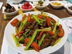 尖椒炒鲁西牛肉-小雅木姜子烤鸡·贵州菜(鸿通城店)
