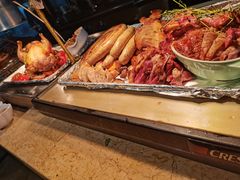 -大中华希尔顿酒店-念自助餐·嗨啤·小龙虾