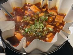 -穹六人间 people 6(岳阳路店)