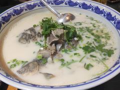 -南京金牛湖巨碗鱼头