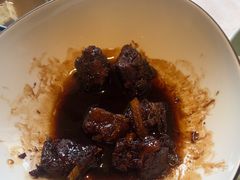 -八府香鸭·啫啫煲(华山路店)