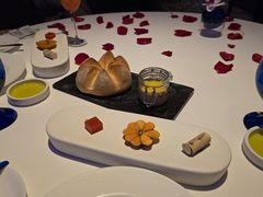 -AZUR聚(香格里拉饭店)