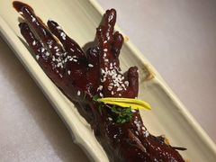 吮指鸡爪-桂满陇·锦绣江南(益田广场店)