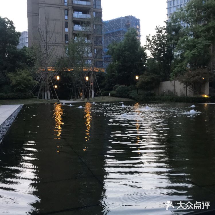 九龙仓珑玺