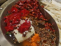 -沸炉重庆老火锅(军事博物馆店)