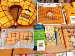-名创优品(万达广场河东店)