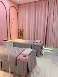 -纤指百魅美甲美睫