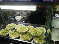 -陇上全荟兰州传统牛肉面(延吉路店)