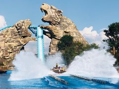 -七彩云南欢乐世界