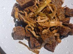 -金枝玉叶上海人家食府(三里河店)