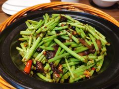 篱蒿炒腊肉-湘约爨厨(太白立交店)