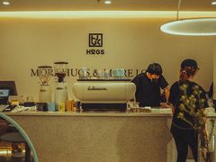 -HUGS coffee(东区店)