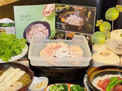 -烹然四季椰子鸡火锅(团结湖总店)