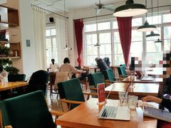 -雕刻时光咖啡馆(交大店)