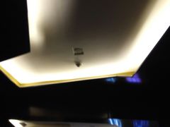 -英皇UA电影城(虹桥天地店)