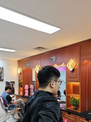 -米娜护肤造型