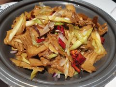 干锅鲜笋-小河盐帮·私家菜·烤鸭(三元桥·霄云路店)