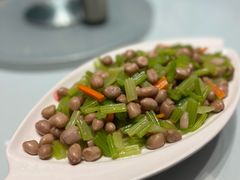 -六泰居·尔滨地标·东北菜(泰山路店)