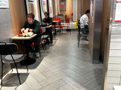 -麦当劳(CP静安店)