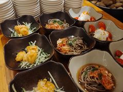 -广州万富希尔顿酒店·感趣自助餐厅·金秋蟹宴生蚝海鲜刺身烧烤