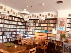 -晓风书屋(浙大紫金港店)