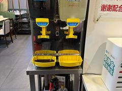 -德林酸菜鱼火锅(南丹店)