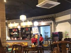 大堂-王明古法砂锅居(开化寺店)