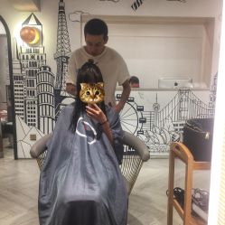 -苏豪路易士·嘉玛发廊