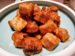 蜜饯金沙骨-八月小厨· 湛江风味粤菜