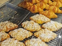 杏仁羊角-麦田工坊(月湖店)
