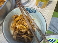 -内蒙焖面大盆骨餐馆(山大路店)