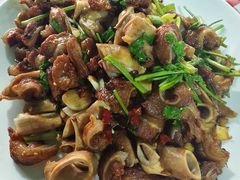 -超越海鲜屋(飞龙物业店)