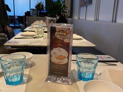 -港丽餐厅(高德置地店)