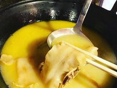 -鲜入围煮花胶鸡海鲜火锅