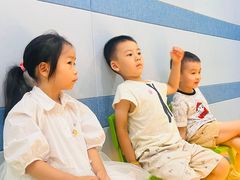 -蓝话筒·少儿成人演讲口才·主持朗诵·戏剧表演(大华第一坊店)