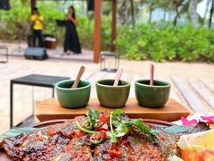 金巴兰风味烤全鱼-三亚艾迪逊酒店·海滩烧烤 BARBACOA·现场乐队·浪漫晚餐·烧烤海鲜