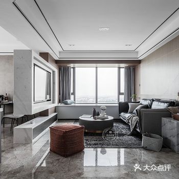 本案屋主注重两人世界的生活品质,客厅作为日常生活最主
