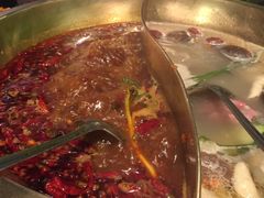 -重庆爽翻天老火锅(临平万达广场店)