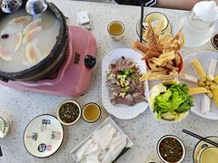 -墨脱石锅椰子鸡•海鲜糟粕醋(榆亚路店)