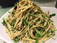 -赶海部落海鲜城(海阳路店)