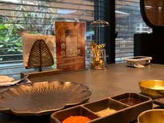 -铭牛烧肉·和牛海鲜自助(高新月牙湖店)