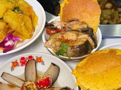 -老刘生态大鱼坊铁锅炖鱼(赛马场店)