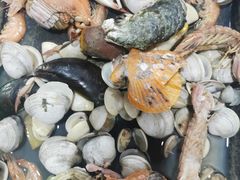 -鹏城人家海鲜酒家·23年老字号(较场尾店)