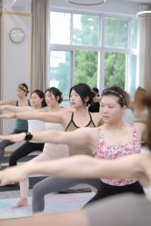 -亚太瑜伽普拉提学院