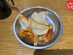 -黄阿姨锅贴大王(万航渡路店)