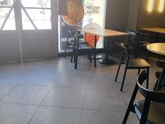 -必胜客(WOW贺州灵峰店)